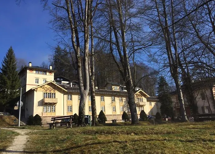 Urlaub Im Turm Der Koeniglichen Villa